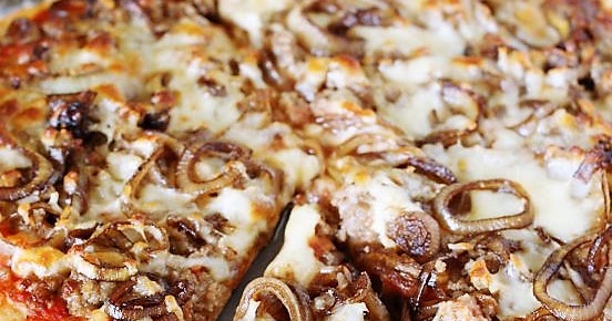 Sausage & Balsamic-Caramelized Onion Pizza