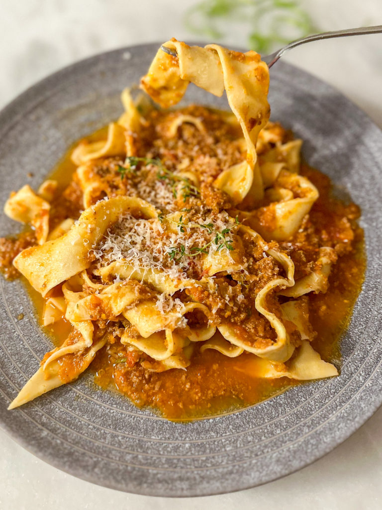bolognese sauce slow cooker