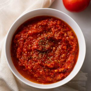 homemade pizza sauce with fresh tomatoes