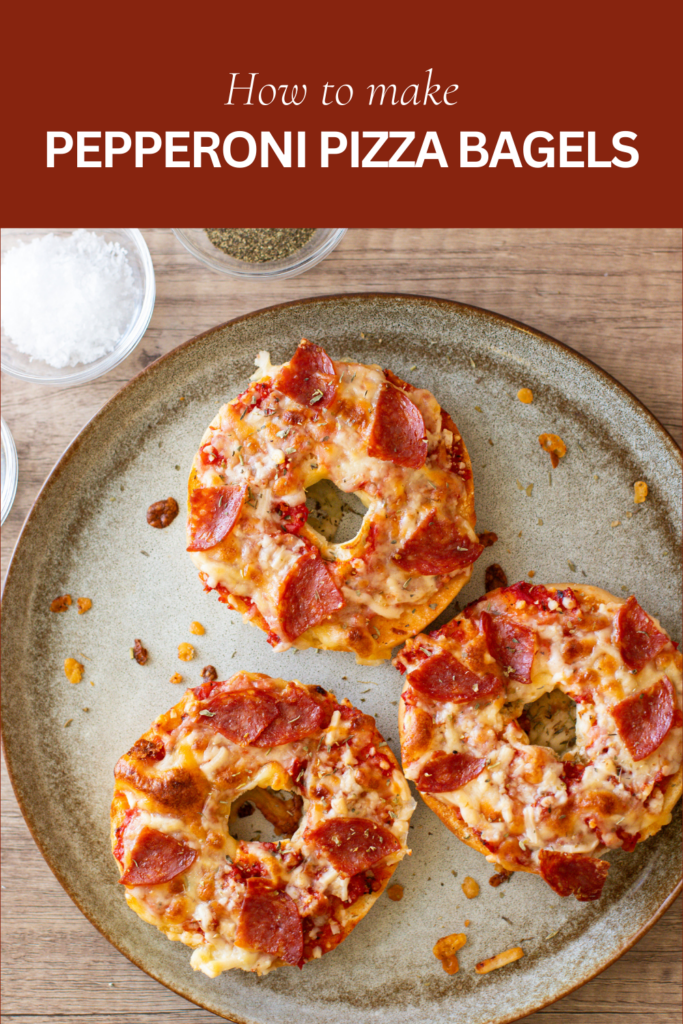 how to make pepperoni pizza bagels