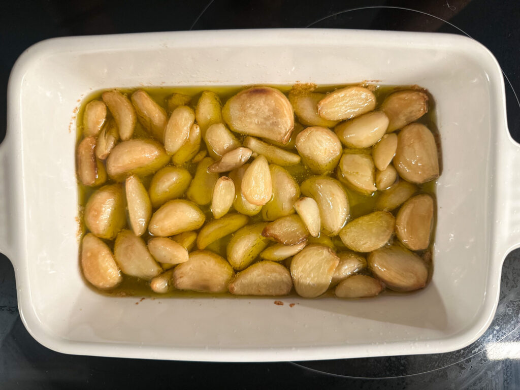 roasted garlic in a pan for tomato pasta