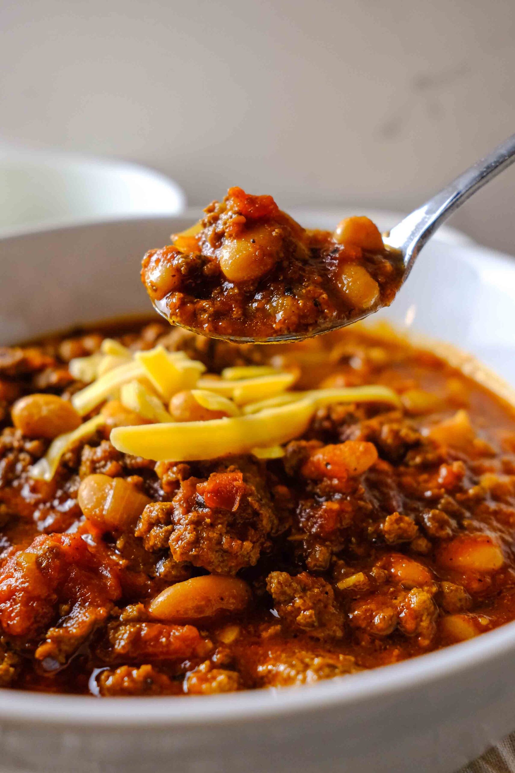 easy chili recipe for crockpot​ in a spoon