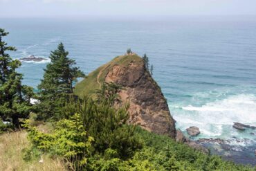 God's thumb hike in Lincoln City, Oregon
